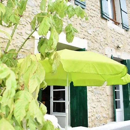 Beautiful 2-bed In Le Bugue