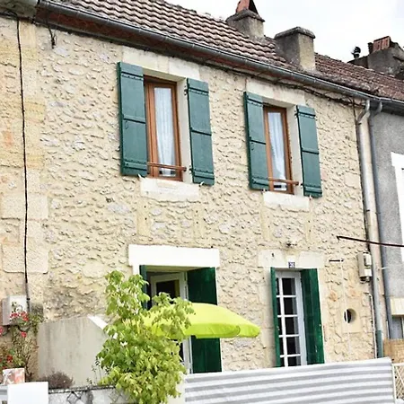 Beautiful 2-bed In Le Bugue